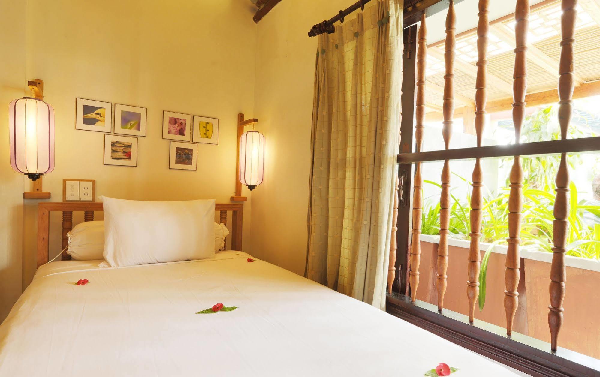 Hoi An Pho Library Hotel Exterior foto